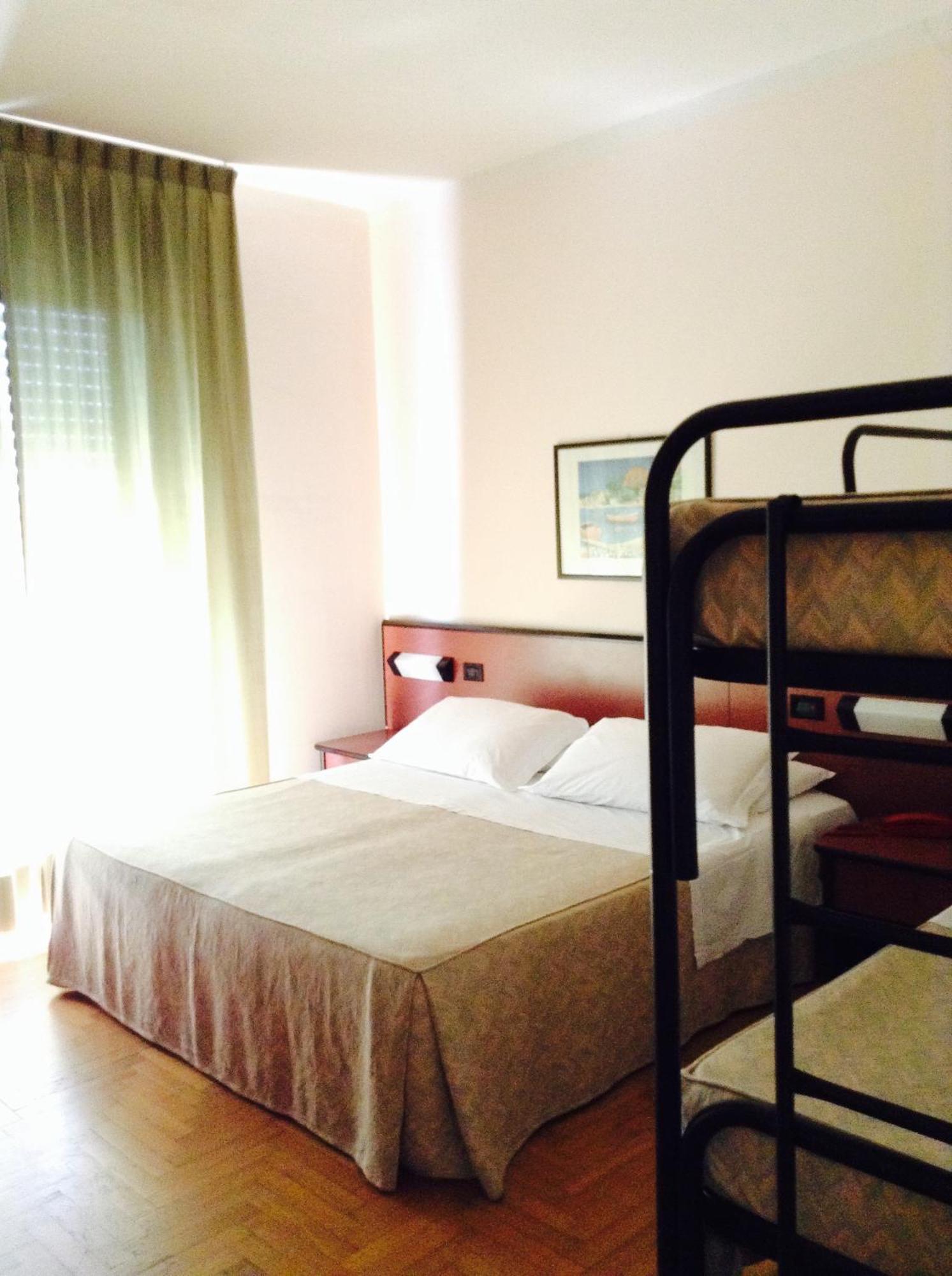 אטרי Hotel Du Parc מראה חיצוני תמונה