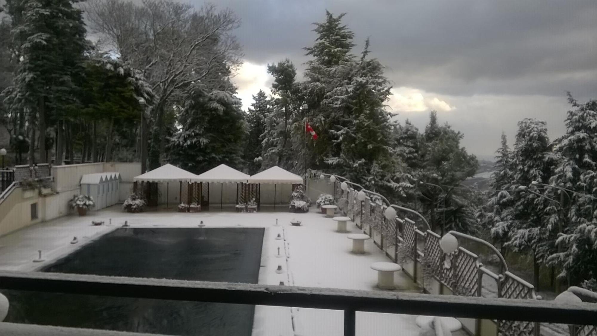 אטרי Hotel Du Parc מראה חיצוני תמונה